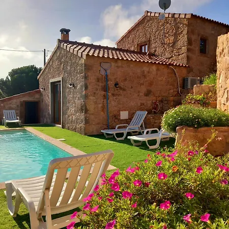 Taliscas Stone Charm 코임브라