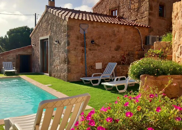 Taliscas Stone Charm Coimbra