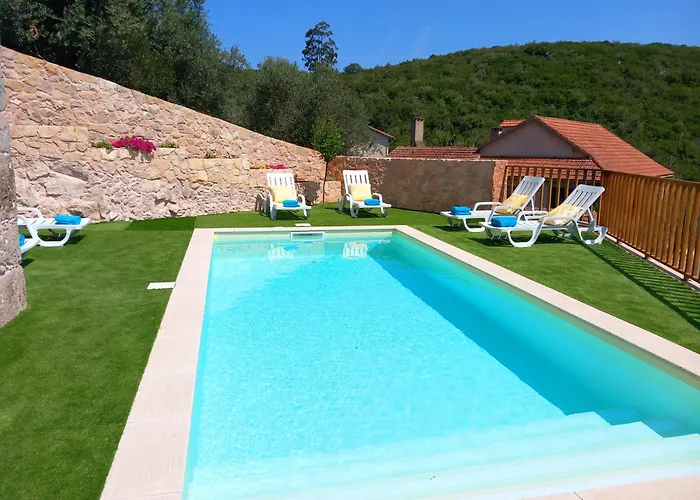 Taliscas Stone Charm *